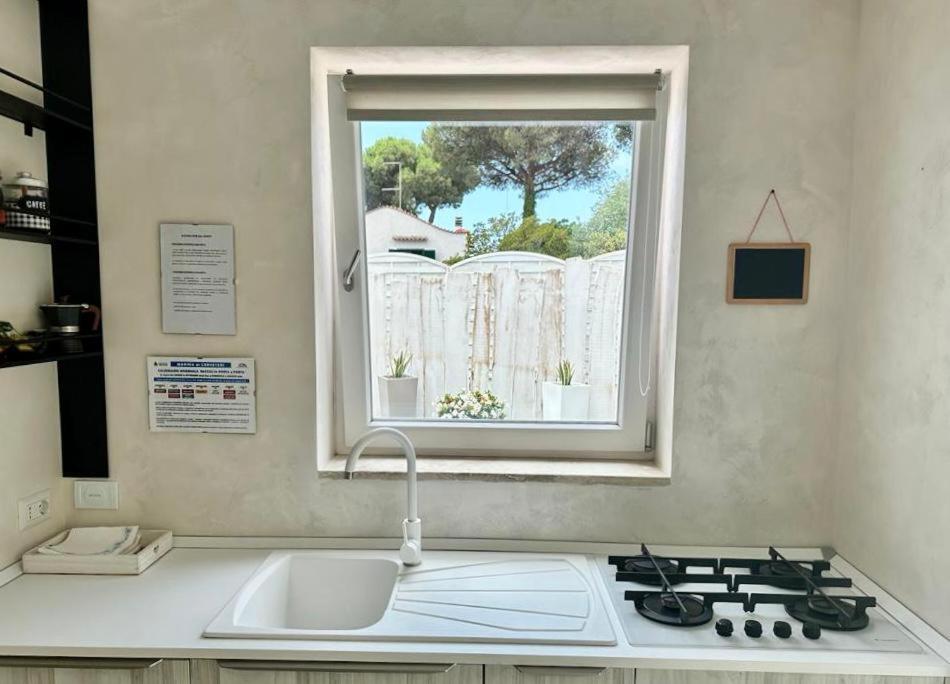 Casa Mila White Villa Marina di Cerveteri ภายนอก รูปภาพ